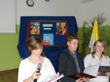 20110518-Montaz_Jan_Pawel_II-02