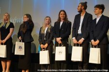 20250425-Zakonczenie_klas_maturalnych-111