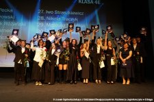 20250425-Zakonczenie_klas_maturalnych-210